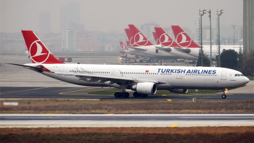 Pilot Dies On Turkish Air Flight from Seattle to Istanbul Pilot Dies On Turkish Air Flight from Seattle to Istanbul