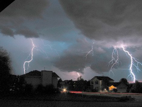 NiMet Predicts 3-Day Flooding, Thunderstorms Across Nigeria NiMet Predicts 3-Day Flooding, Thunderstorms Across Nigeria