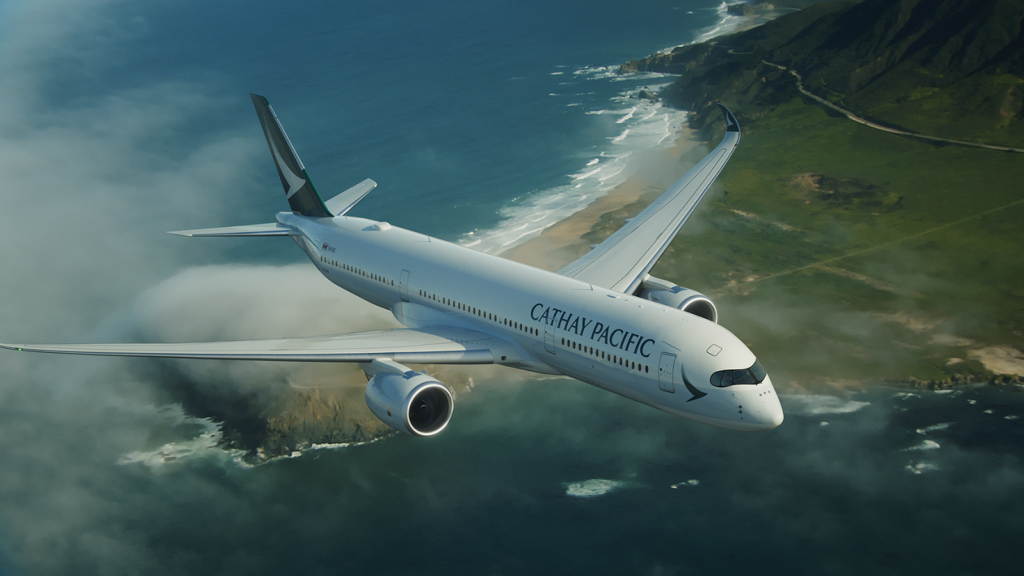 Flight from 2025 to 2024: Amazing Journey of Cathay Pacific Flight 880