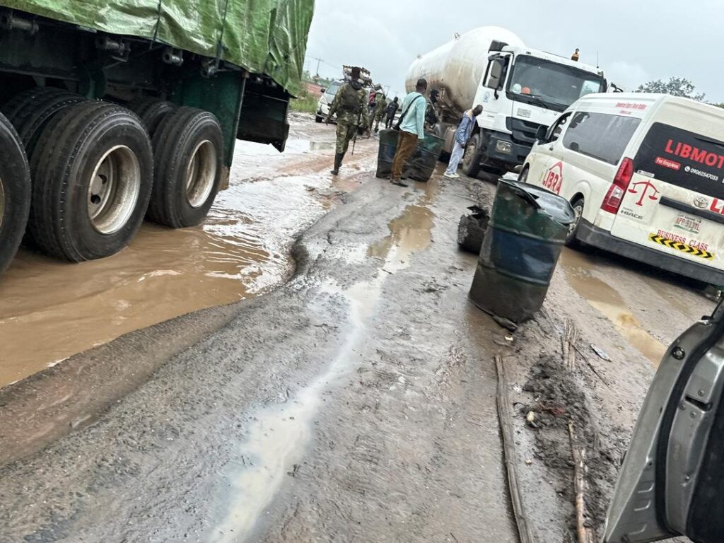 Benin–Warri highway – a nightmare for Nigerian Commuters Benin–Warri highway – a nightmare for Nigerian Commuters